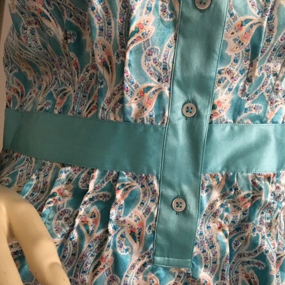 Robert Graham silk paisley printed cap sleeve top sizes 8 - Picture 4 of 7